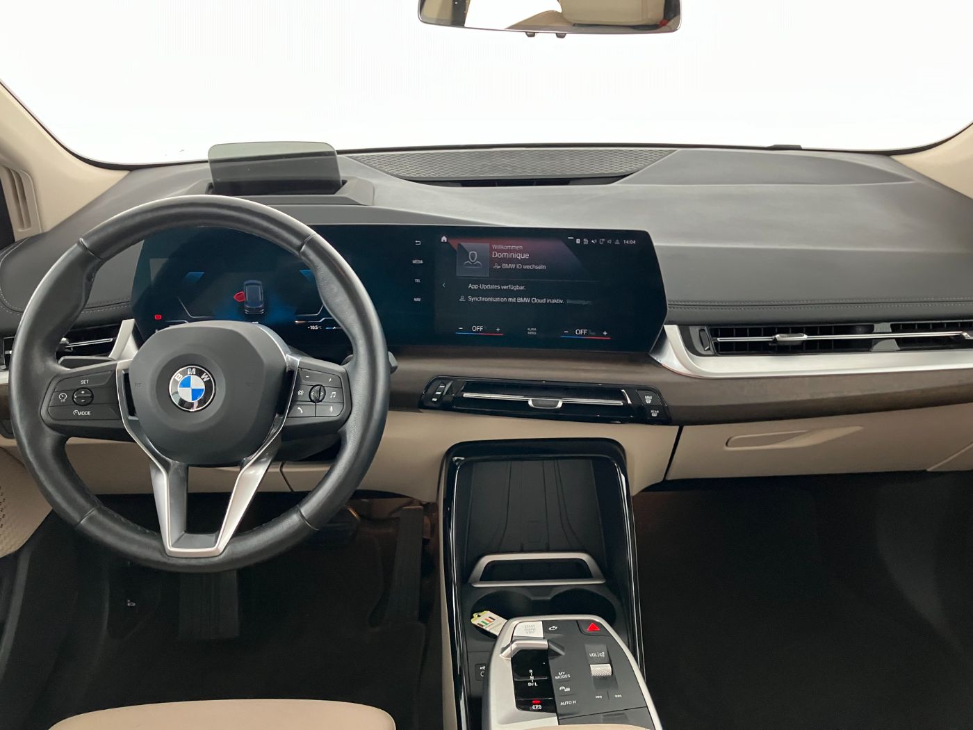 BMW 218d Active Tourer Luxury Line | Bild 20 von 31