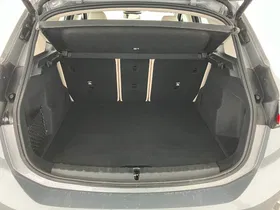BMW 218d Active Tourer Luxury Line | Thumbnail 22 von 31