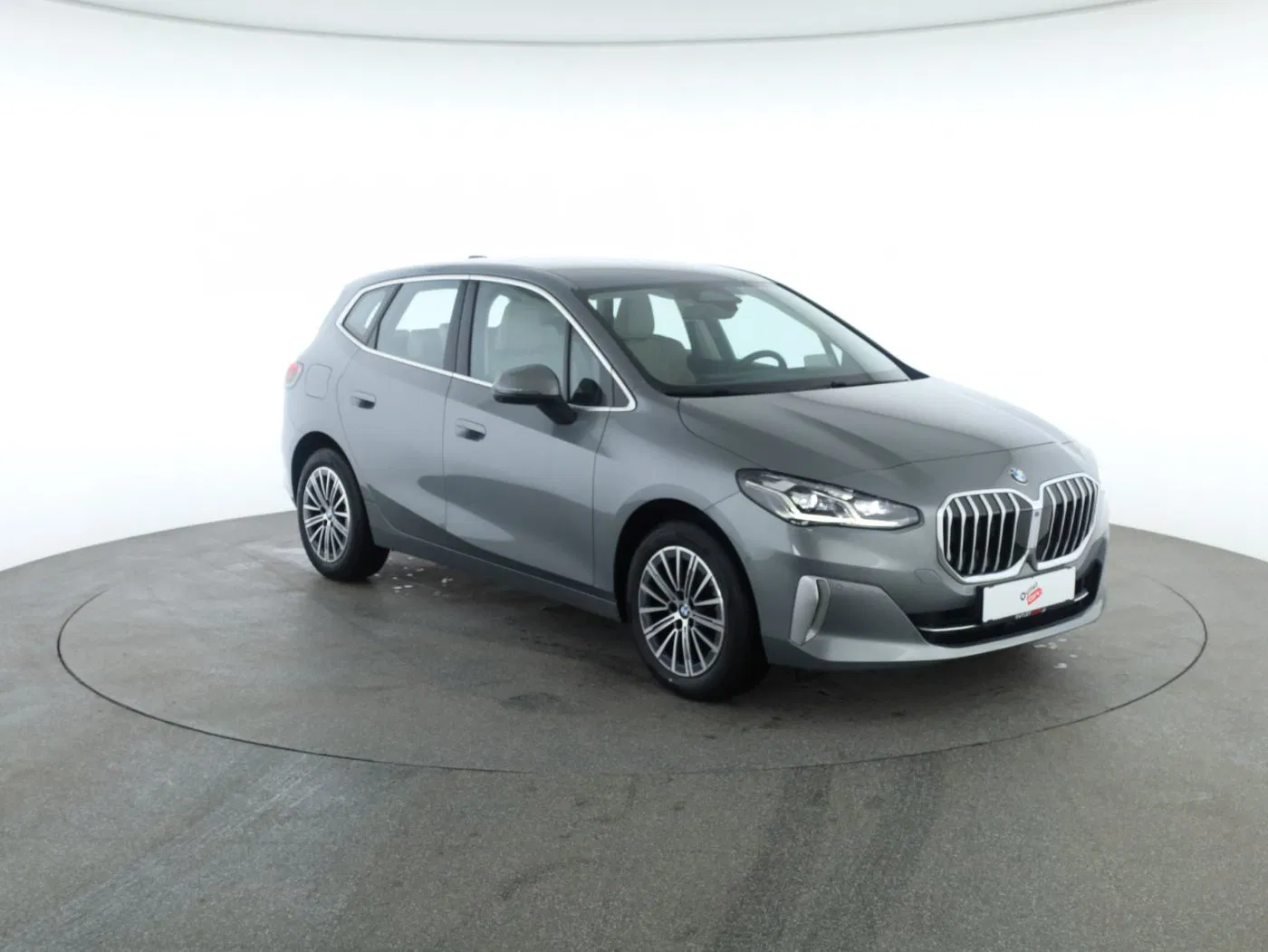 BMW 218d Active Tourer Luxury Line | Bild 26 von 31