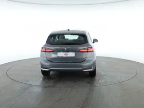 BMW 218d Active Tourer Luxury Line | Thumbnail 31 von 31