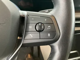 BMW 218d Active Tourer Luxury Line | Thumbnail 11 von 31