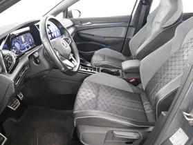 VW Golf VIII Var. 2.0 TDI R-Line DSG | Thumbnail 14 von 24