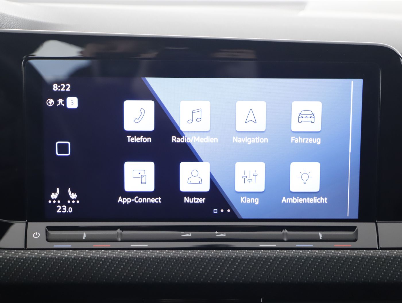 VW Golf VIII Var. 2.0 TDI R-Line DSG | Bild 19 von 24