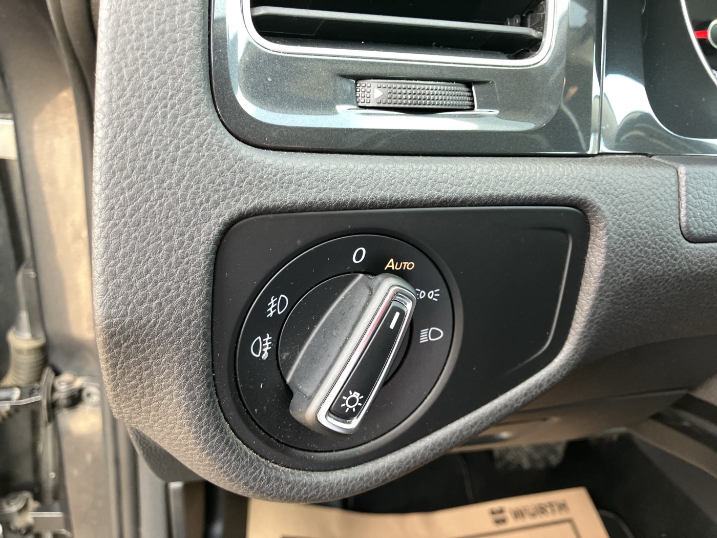 VW Golf VII Variant 1.6 TDI BMT Comfortline | Bild 20 von 29