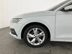 Skoda Octavia Combi 2.0 TDI Style | Thumbnail 24 von 26