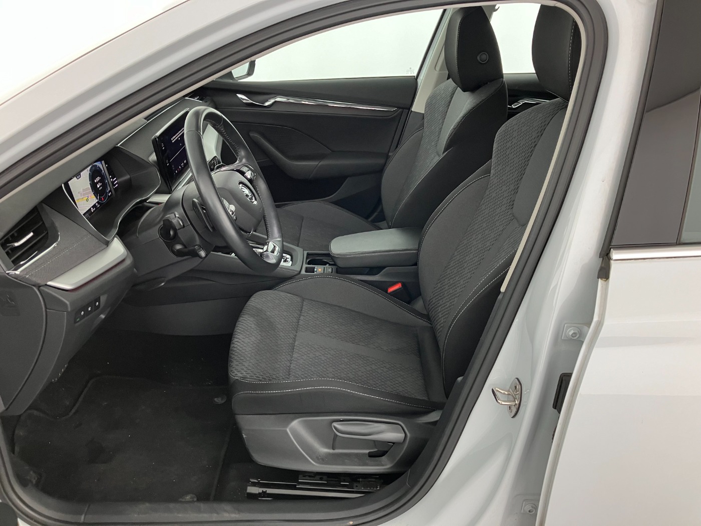 Skoda Octavia Combi 2.0 TDI Style | Bild 13 von 26