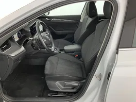 Skoda Octavia Combi 2.0 TDI Style | Thumbnail 13 von 26