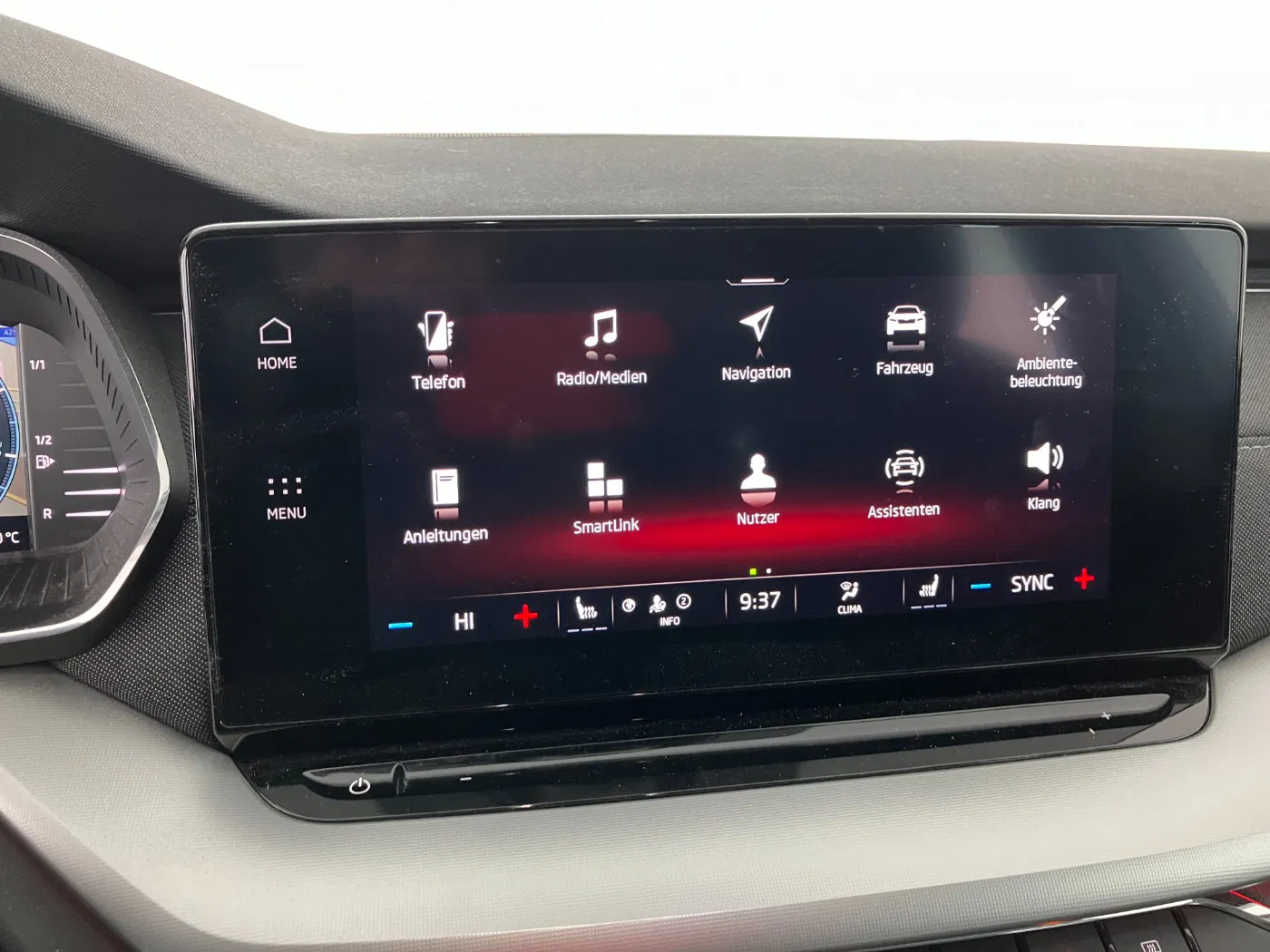 Skoda Octavia Combi 2.0 TDI Style | Bild 15 von 26