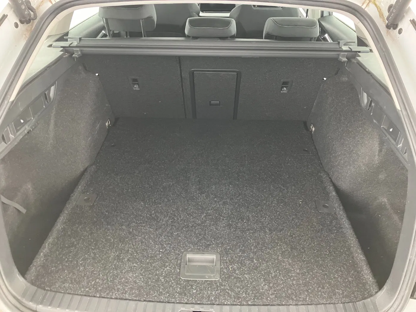 Skoda Octavia Combi 2.0 TDI Style | Bild 22 von 26