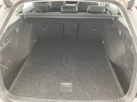 Skoda Octavia Combi 2.0 TDI Style | Thumbnail 22 von 26