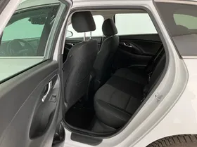 Hyundai i30 CW 1,5 T-GDI 48V | Thumbnail 16 von 25