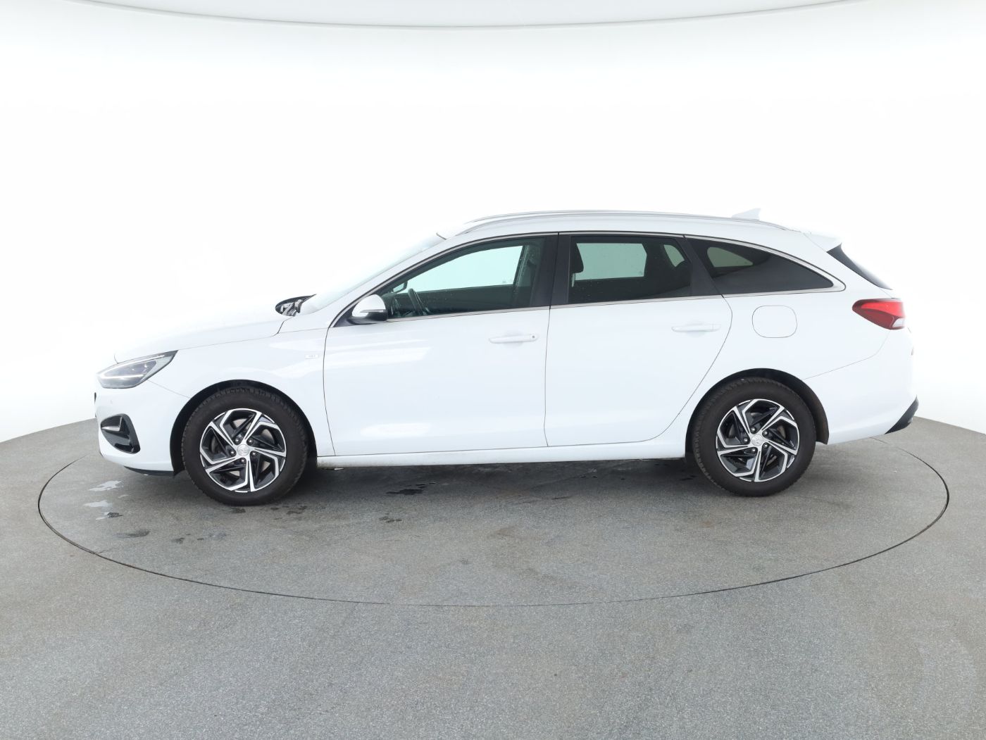 Hyundai i30 CW 1,5 T-GDI 48V | Bild 22 von 25