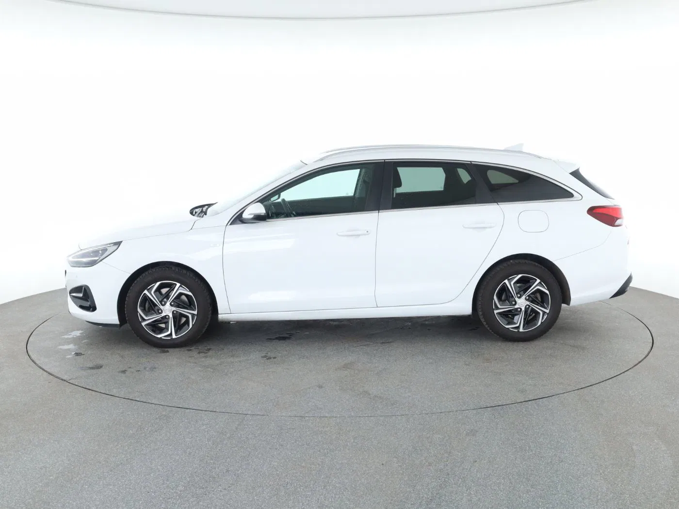 Hyundai i30 CW 1,5 T-GDI 48V | Bild 22 von 25