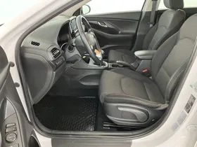 Hyundai i30 CW 1,5 T-GDI 48V | Thumbnail 6 von 25