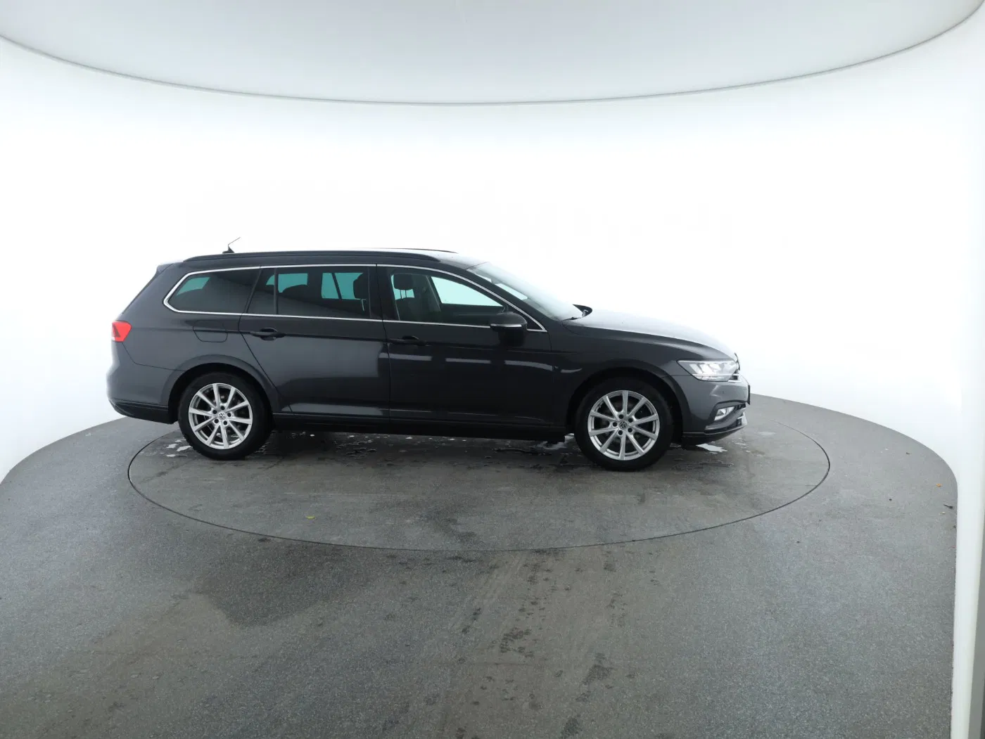 VW Passat Variant 2.0 TDI 4Motion BMT Business | Bild 5 von 27