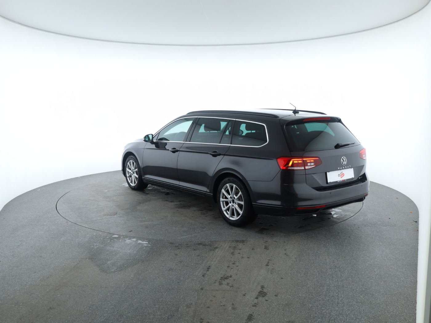 VW Passat Variant 2.0 TDI 4Motion BMT Business | Bild 8 von 27