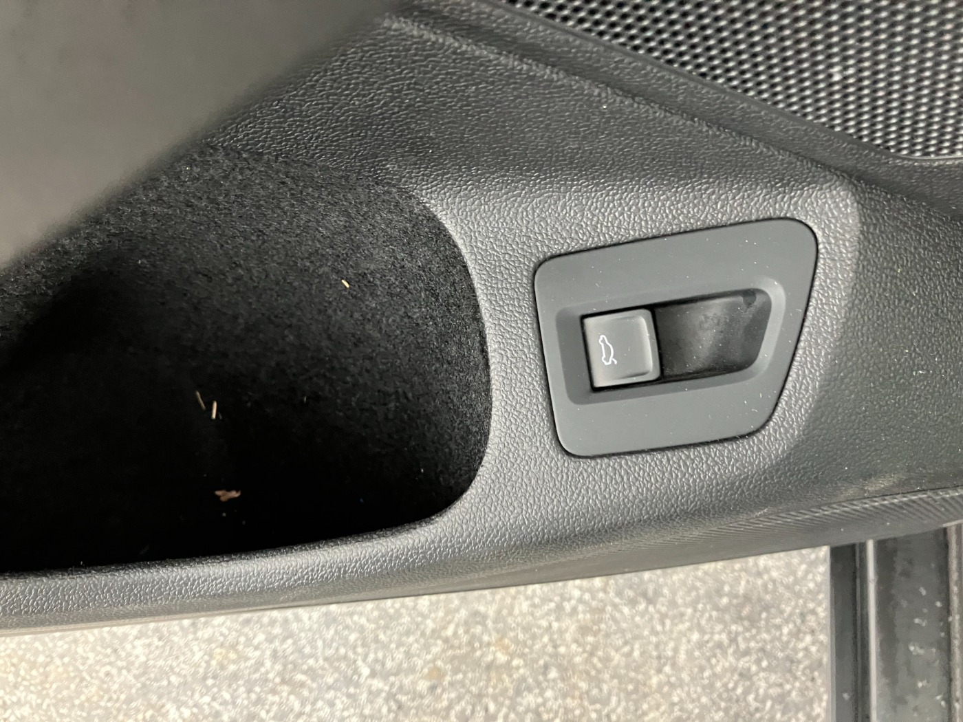 VW Passat Variant 2.0 TDI 4Motion BMT Business | Bild 12 von 27