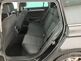 VW Passat Variant 2.0 TDI 4Motion BMT Business | Thumbnail 24 von 27