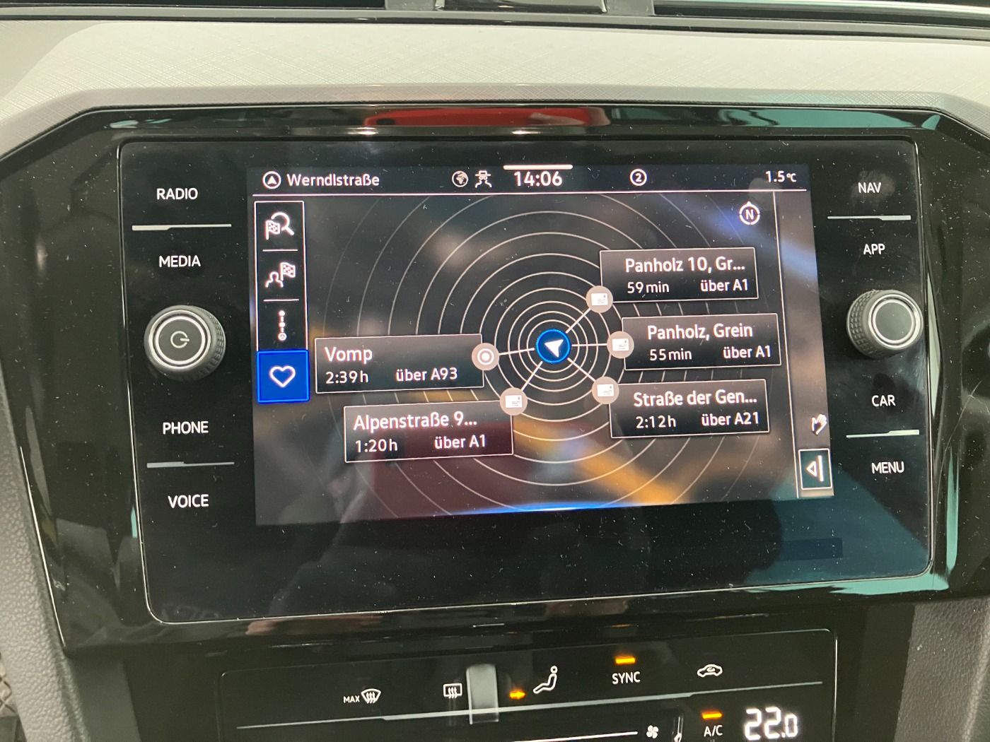 VW Passat Variant 2.0 TDI 4Motion BMT Business | Bild 23 von 27