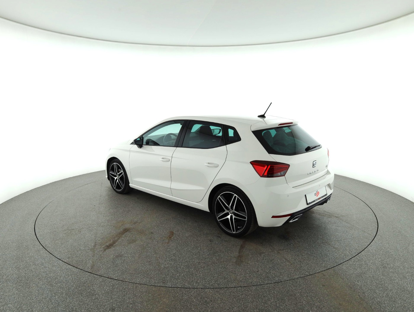 Seat Ibiza 1.0 FR | Bild 8 von 27