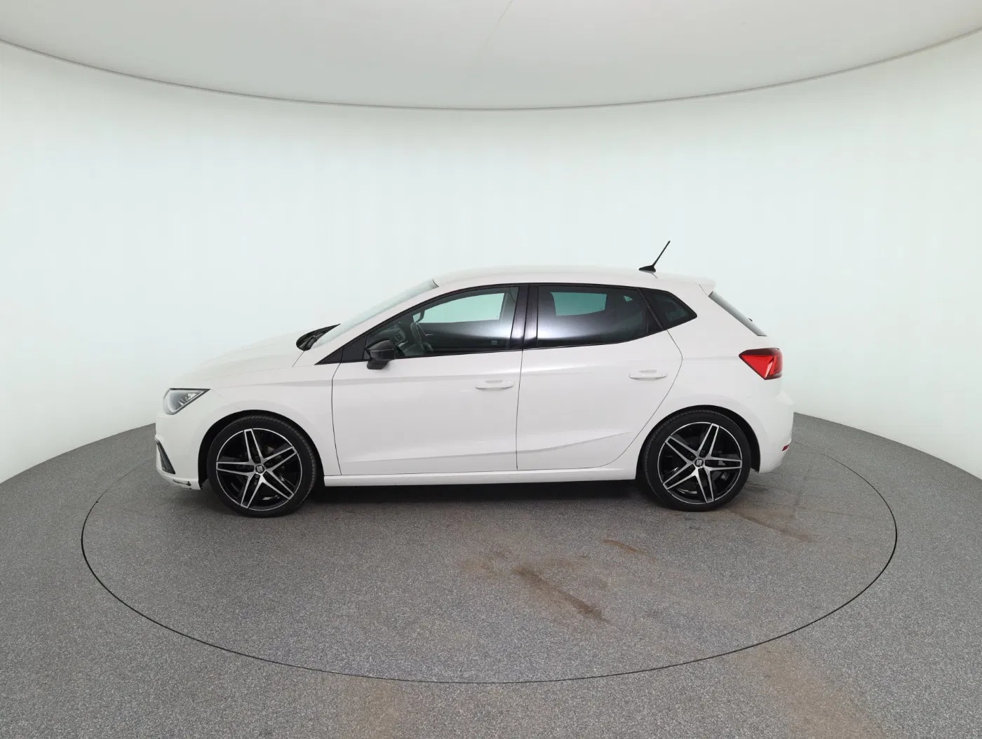 Seat Ibiza 1.0 FR | Bild 9 von 27