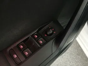 Seat Ibiza 1.0 FR | Thumbnail 12 von 27