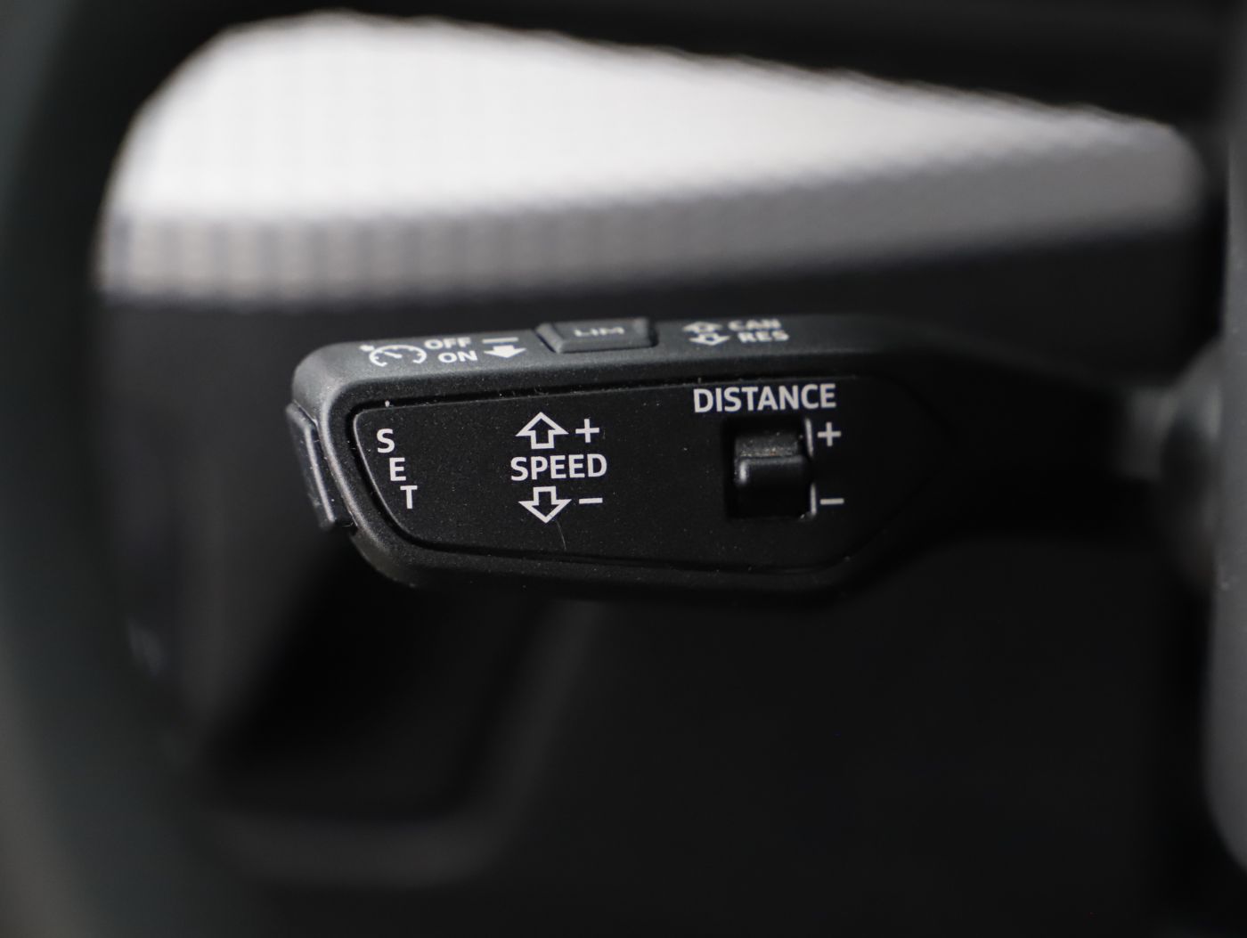 Audi Q2 30 TFSI DSG | Bild 20 von 28