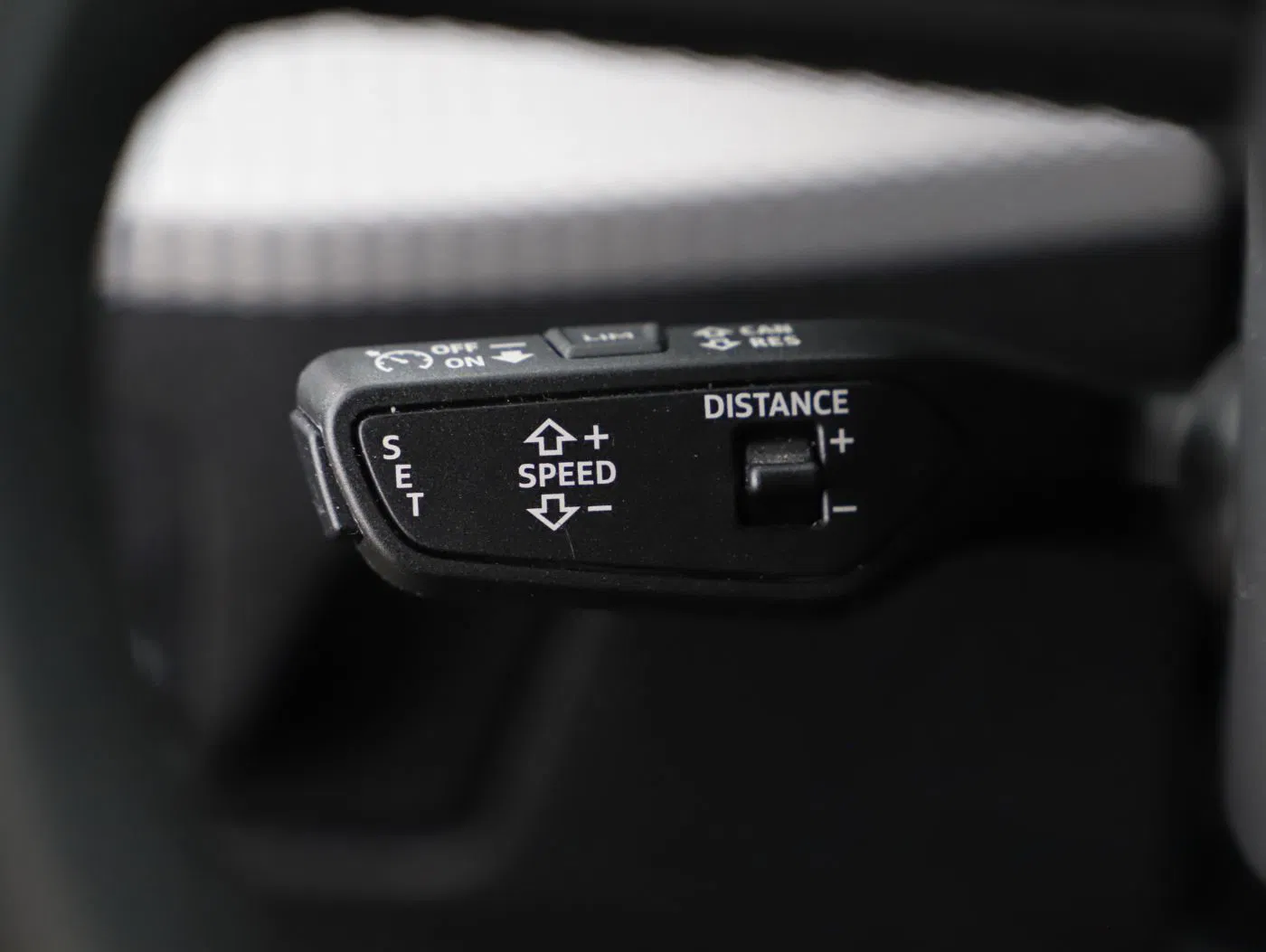 Audi Q2 30 TFSI DSG | Bild 20 von 28