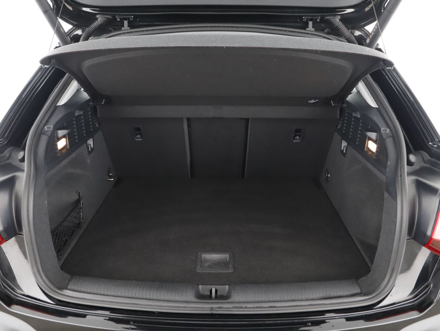 Audi Q2 30 TFSI DSG | Bild 27 von 28