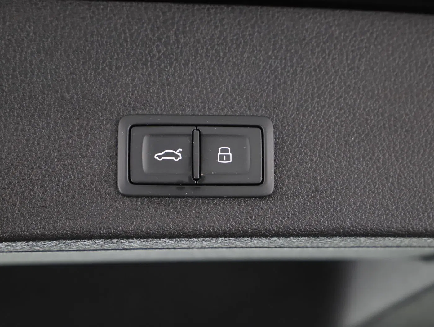 Audi Q2 30 TFSI DSG | Bild 28 von 28