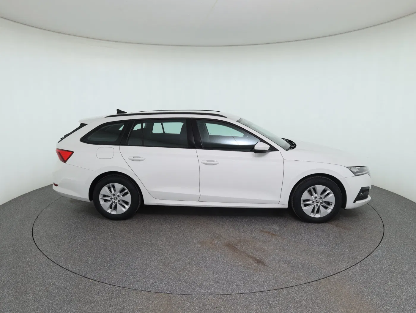 Skoda Octavia Combi 2.0 TDI Ambition | Bild 5 von 26