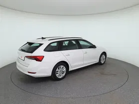 Skoda Octavia Combi 2.0 TDI Ambition | Thumbnail 6 von 26