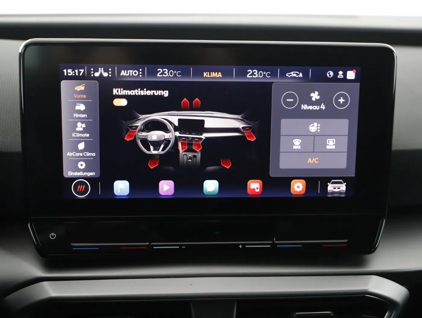 Seat Leon Sportstourer 1.5 eTSI FR | Bild 18 von 27