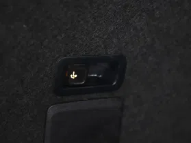 Seat Leon Sportstourer 1.5 eTSI FR | Thumbnail 25 von 27