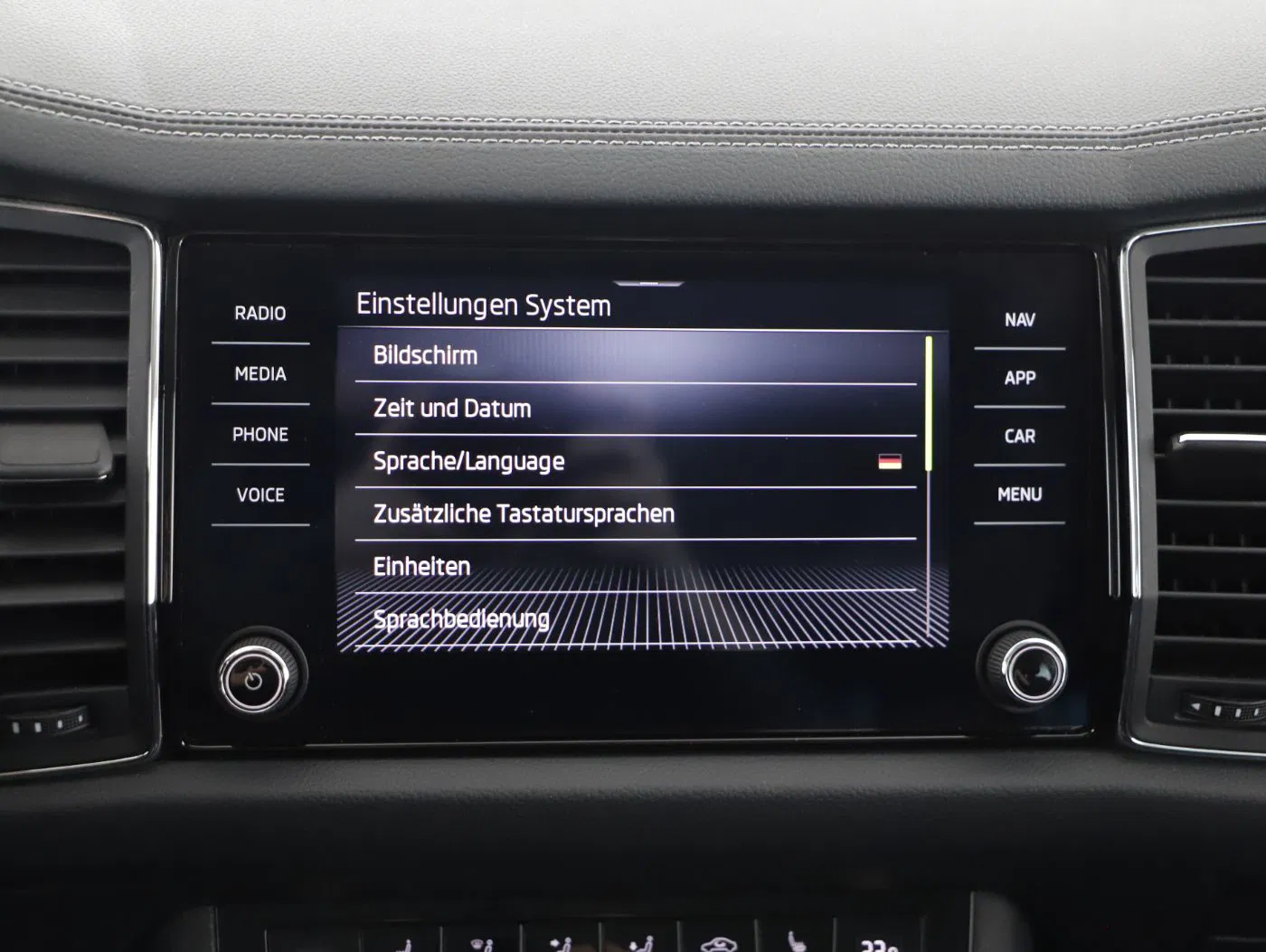 Skoda Kodiaq 2.0 TDI DSG Style | Bild 19 von 28