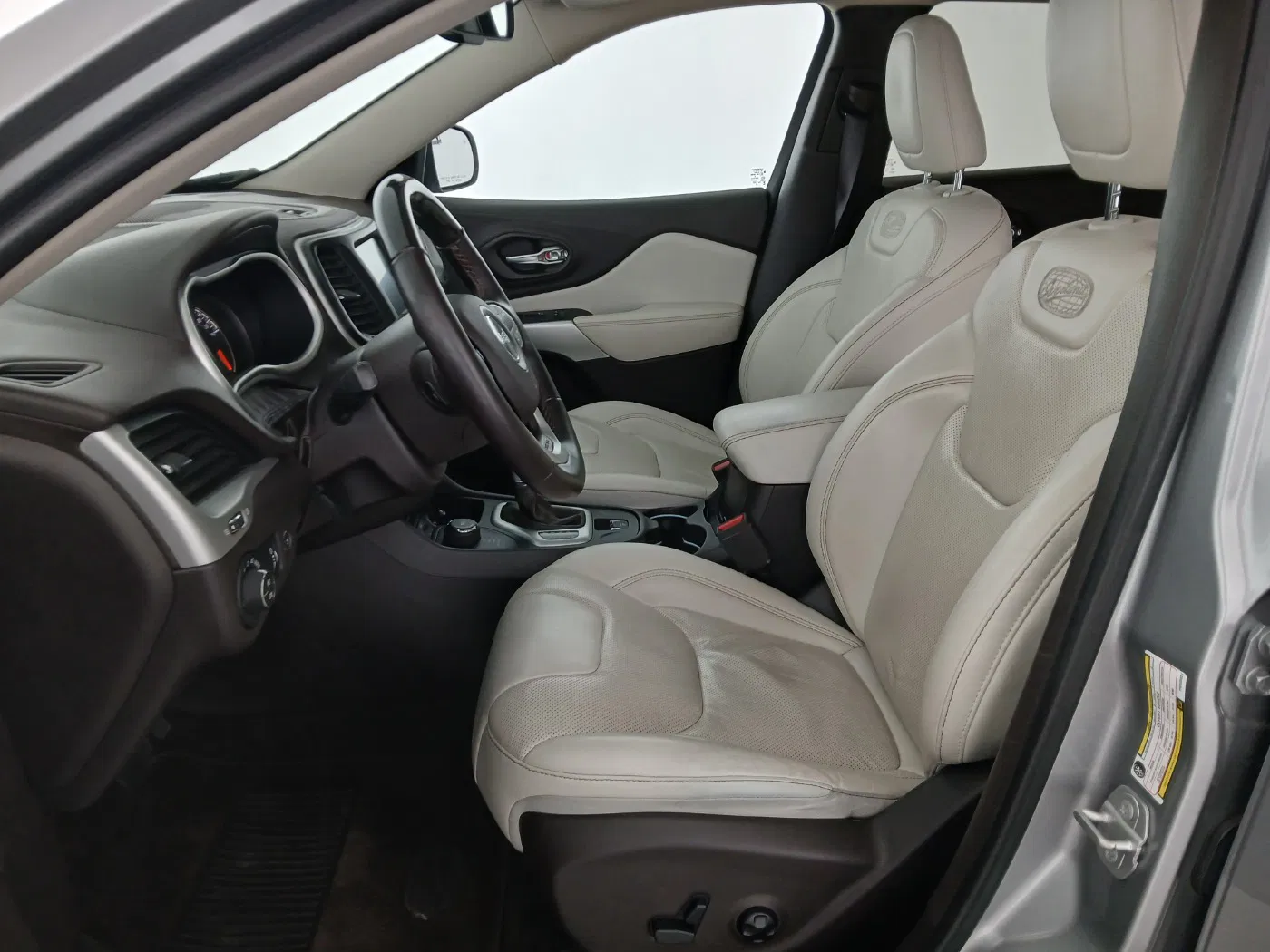 Jeep Cherokee 2.2 Overland | Bild 14 von 28