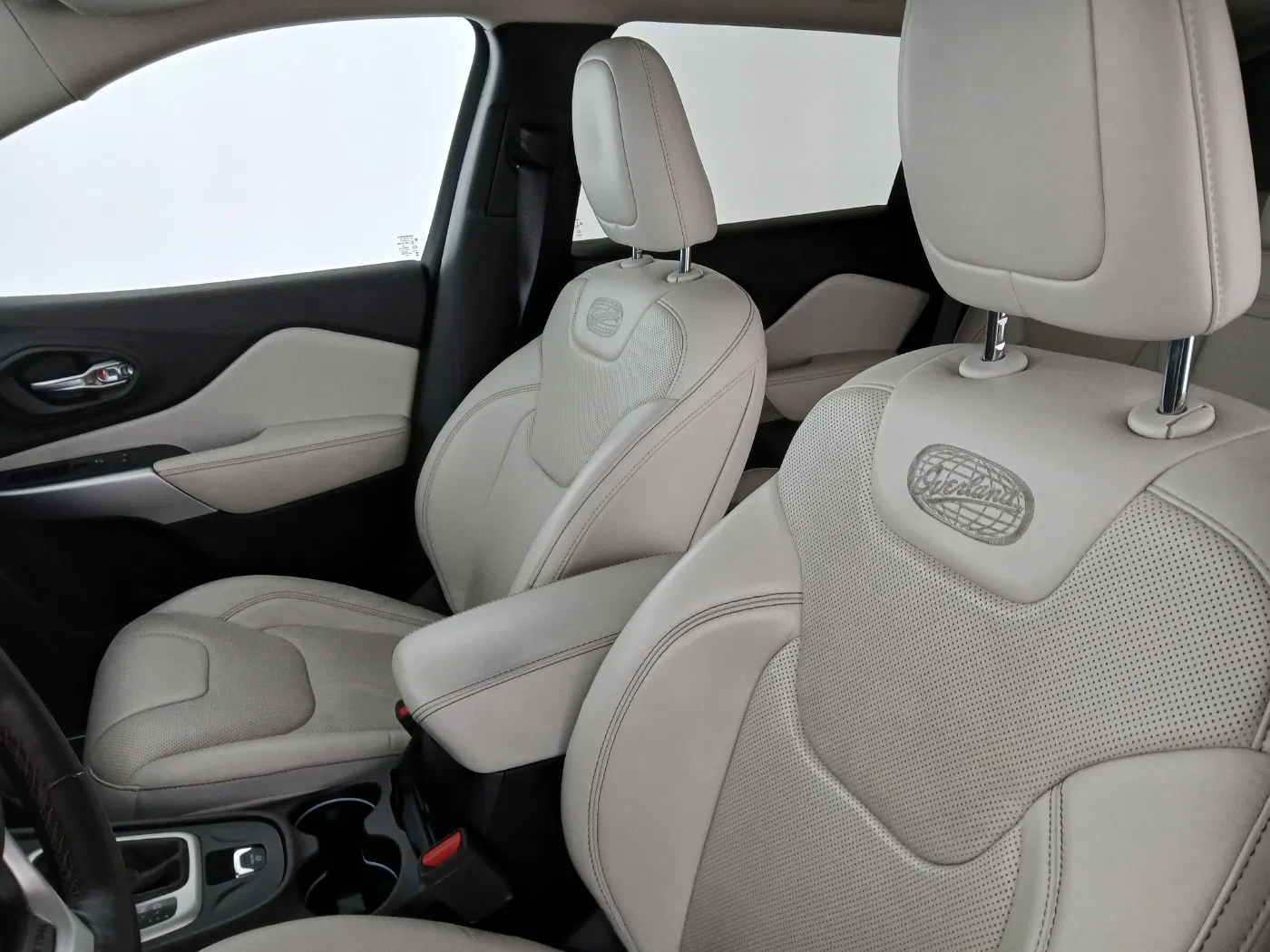 Jeep Cherokee 2.2 Overland | Bild 15 von 28