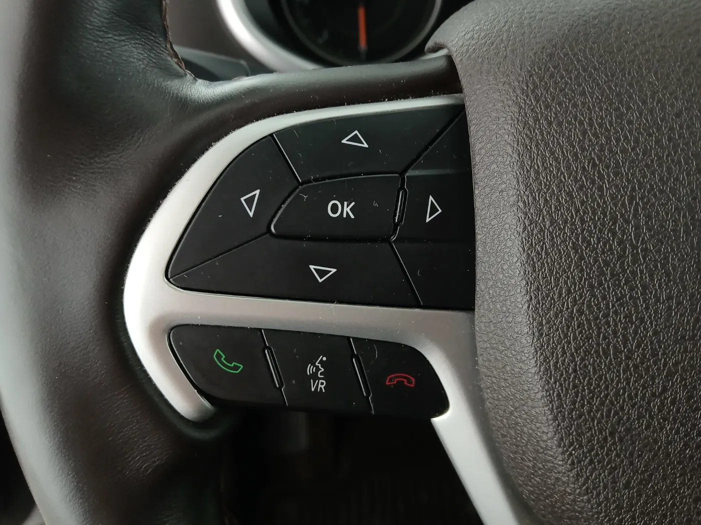 Jeep Cherokee 2.2 Overland | Bild 18 von 28