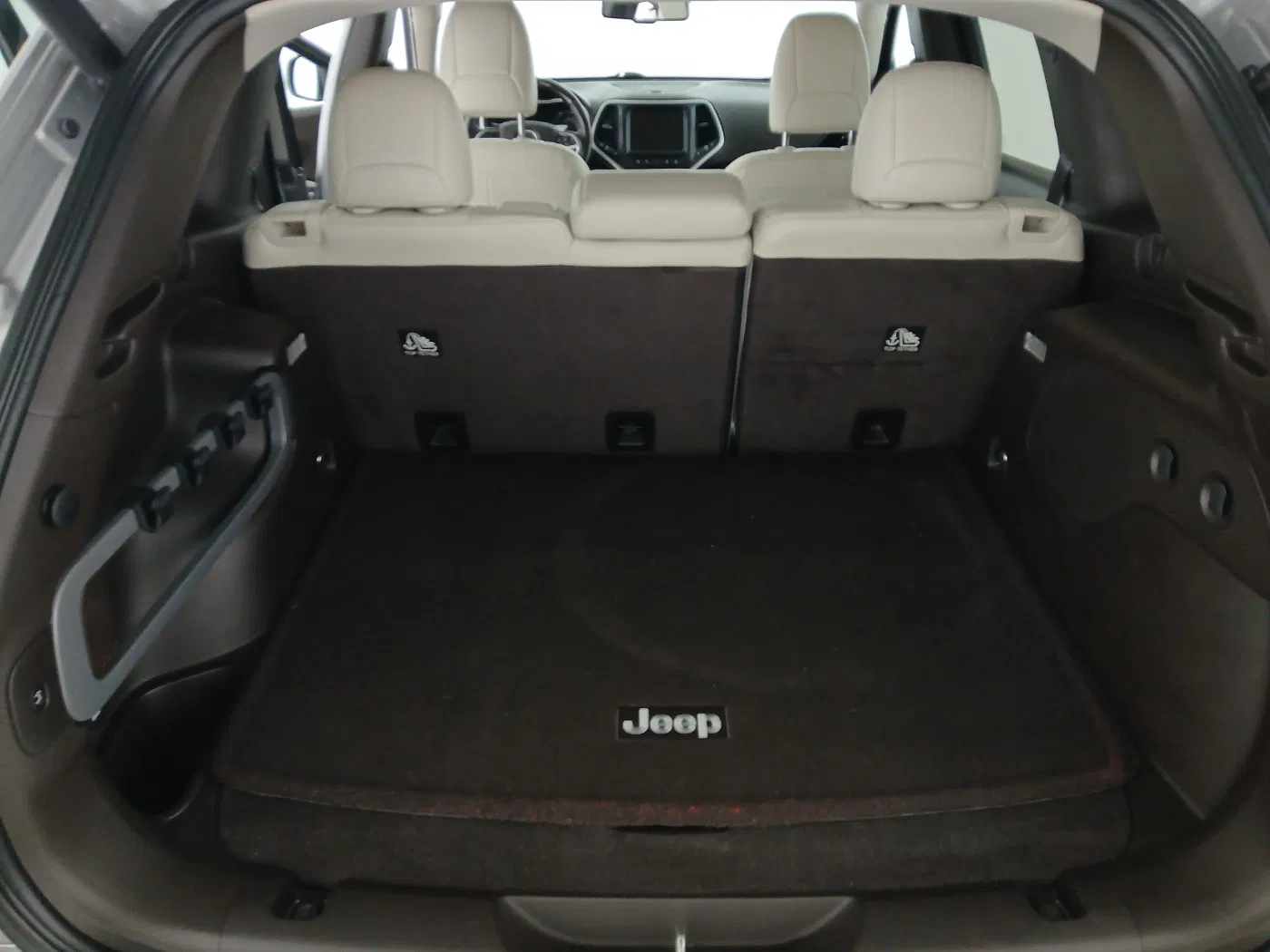 Jeep Cherokee 2.2 Overland | Bild 27 von 28