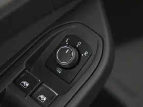 VW Golf VIII Variant 2.0 TDI Life | Thumbnail 12 von 27