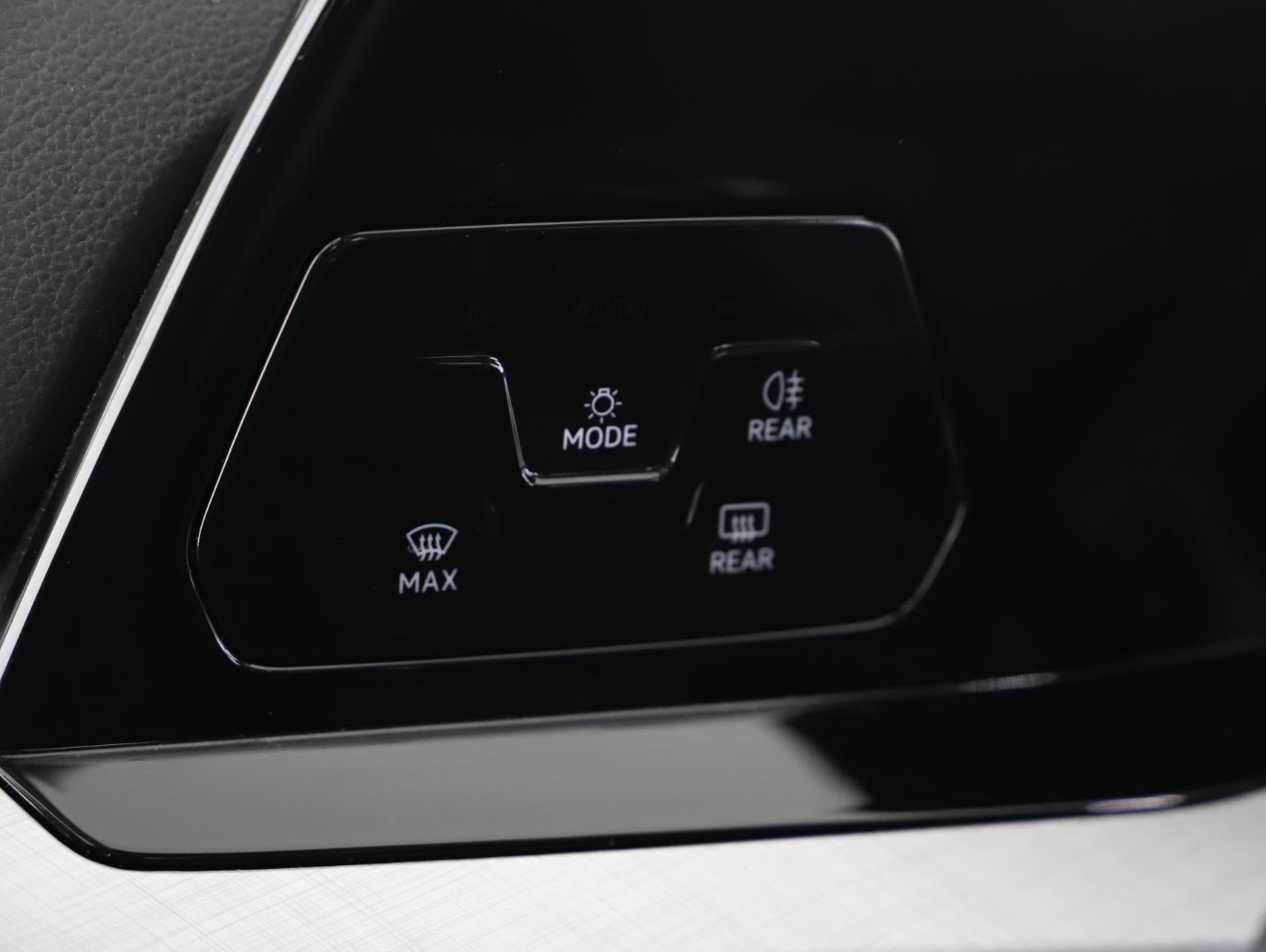 VW Golf VIII Variant 2.0 TDI Life | Bild 13 von 27