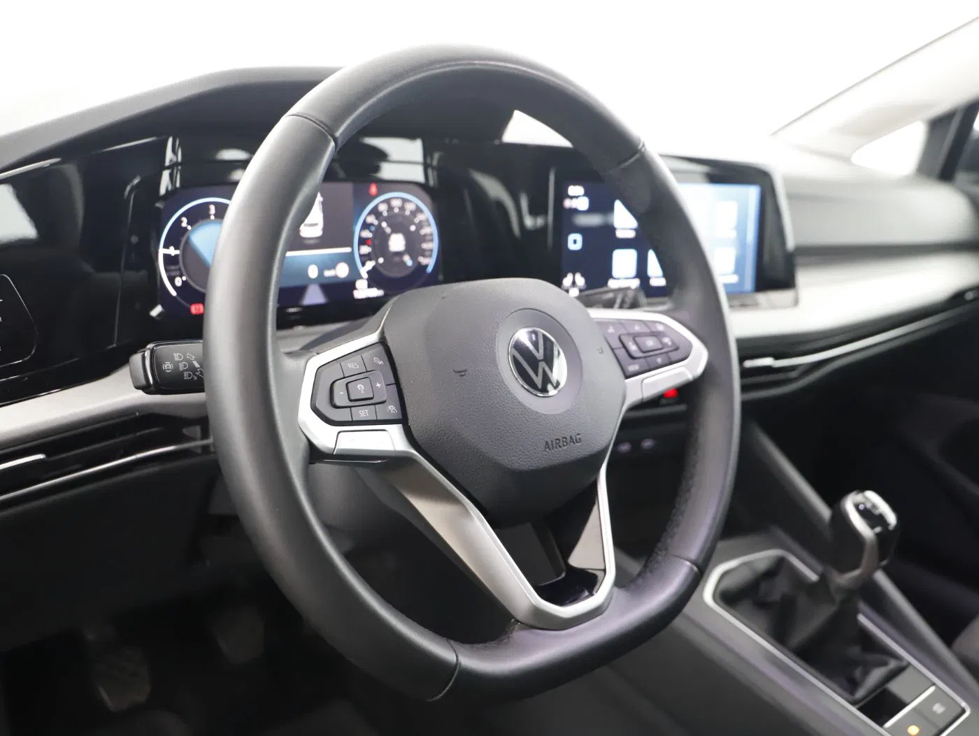 VW Golf VIII Variant 2.0 TDI Life | Bild 17 von 27