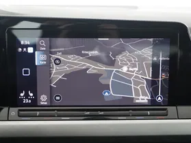 VW Golf VIII Variant 2.0 TDI Life | Thumbnail 21 von 27