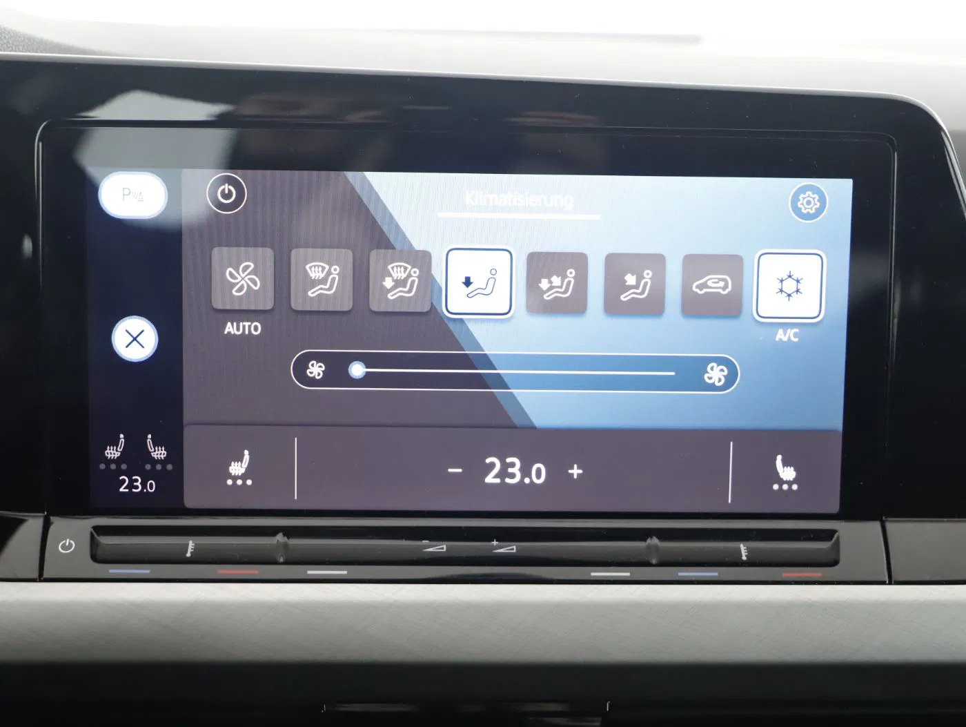 VW Golf VIII Variant 2.0 TDI Life | Bild 23 von 27