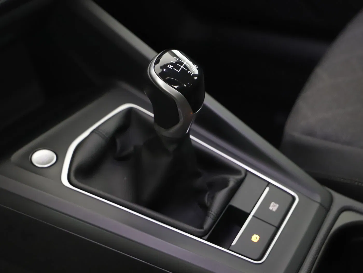 VW Golf VIII Variant 2.0 TDI Life | Bild 24 von 27