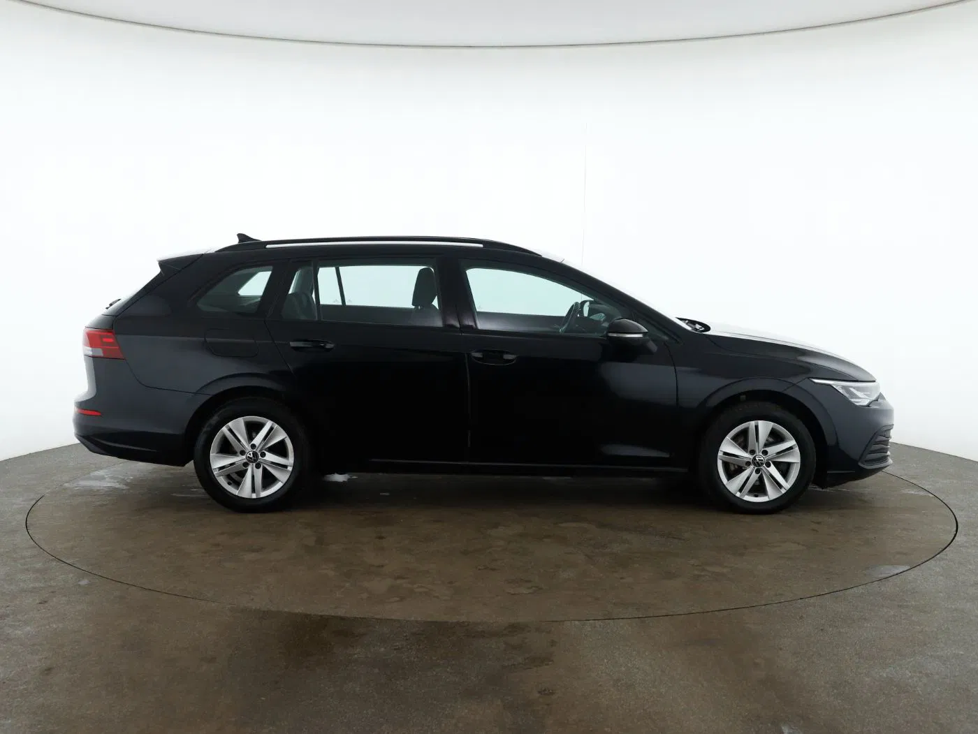 VW Golf VIII Variant 2.0 TDI Life | Bild 5 von 27