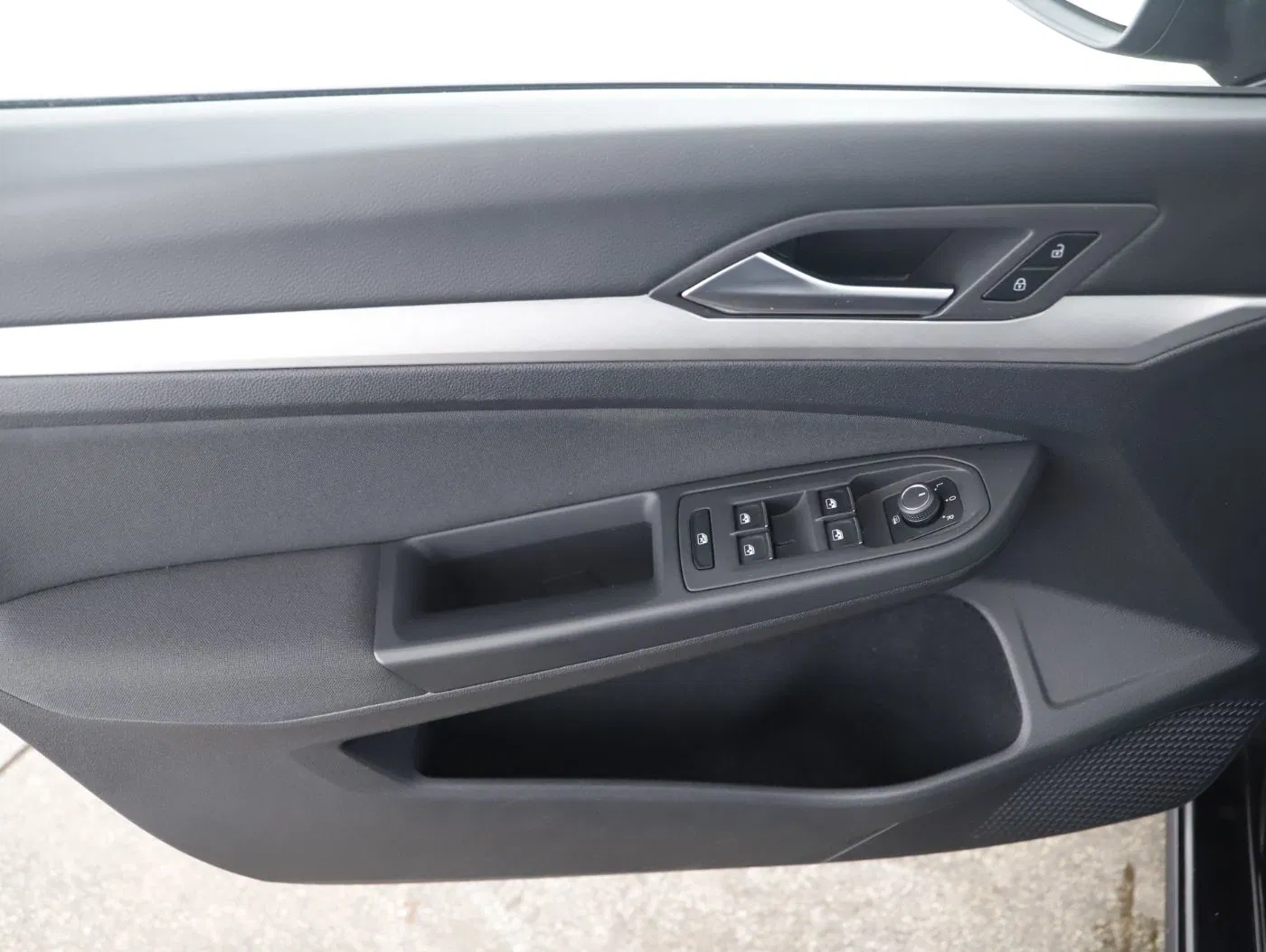 VW Golf VIII Variant 2.0 TDI Life | Bild 11 von 27