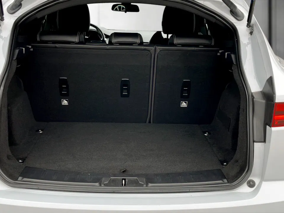 Jaguar E-Pace 2.0DI4 D180 R-Dynamic AWD Aut. | Bild 14 von 16