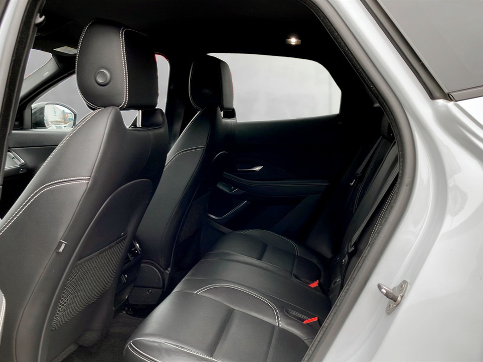 Jaguar E-Pace 2.0DI4 D180 R-Dynamic AWD Aut. | Bild 11 von 16