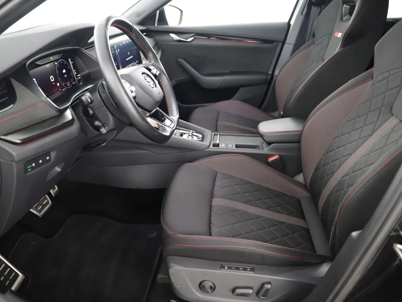 Skoda Octavia Combi RS iV DSG | Bild 11 von 23